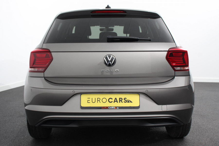 Volkswagen Polo 1.0 TSI 110pk DSG Highline Navigatie Apple Carplay/Android Auto Parkeersensoren Adaptieve Cruise Control Stoelverwarming Getinte ramen Climatronic