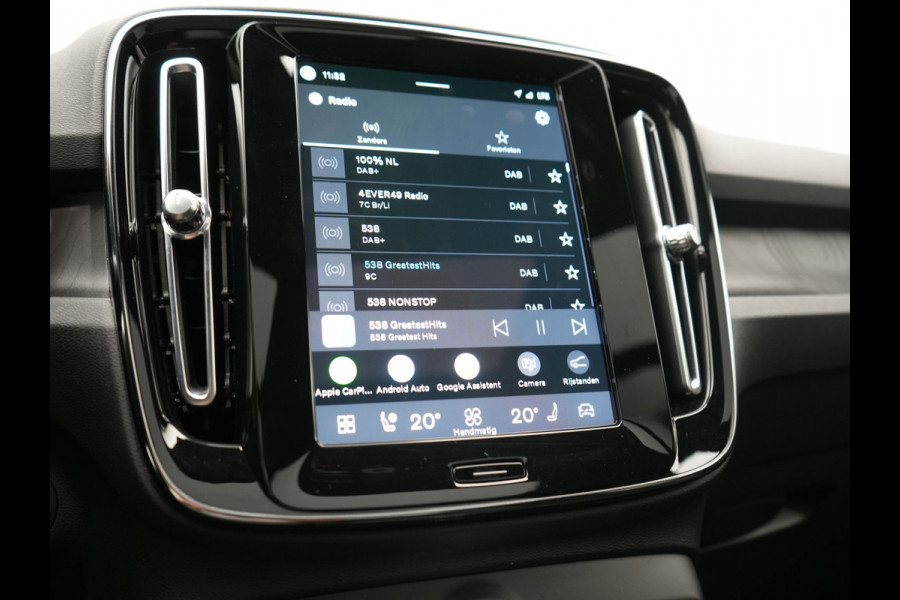 Volvo XC40 Ultimate Recharge Pure 70 kWh 231pk | Panodak | Warmtepomp | Adaptive Cruise | 360 Camera | Harman / Kardon | Alcantara Sportstoelen Memory & Verwarmd | Stuur Verwarmd | Google Assistent | Apple Carplay | Keyless | Blis | DAB |