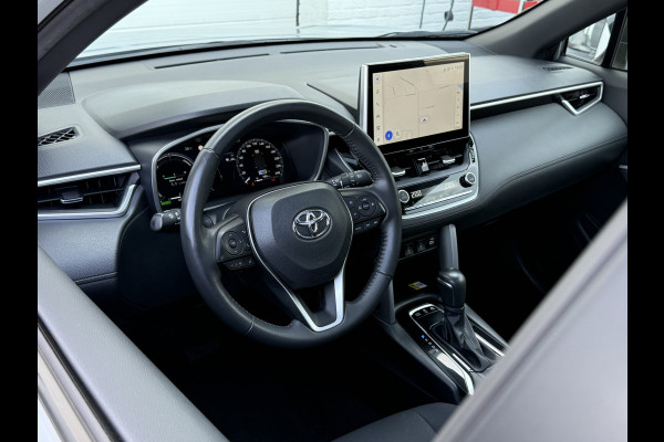 Toyota Corolla Cross Hybrid 140 Style | Pano | ACC | CarPlay | Camera | Keyless | 18 inch