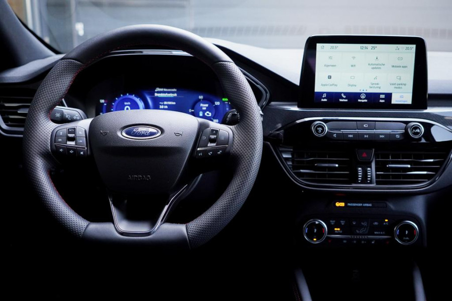 Ford Kuga 2.5 PHEV ST-Line X / Driver Assistance / Winter Pack / Incl BTW