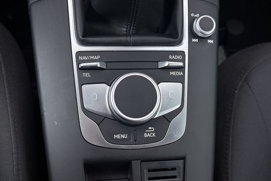 Audi A3 Sportback 1.0 TFSI Pro Line (NAVIGATIE, CLIMA, LED, PDC, STUURBEDIENING, MULTIMEDIA)