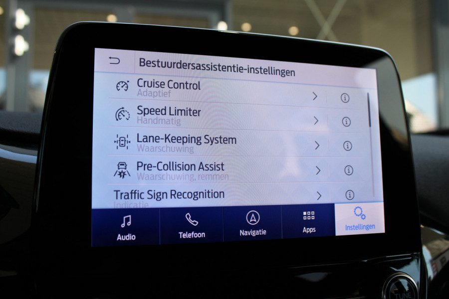 Ford Fiesta 1.0 EcoBoost Hybrid ST-Line X | Dealeronderhouden! | 1e eigenaar | Trekhaak | B&O | Adaptieve cruise