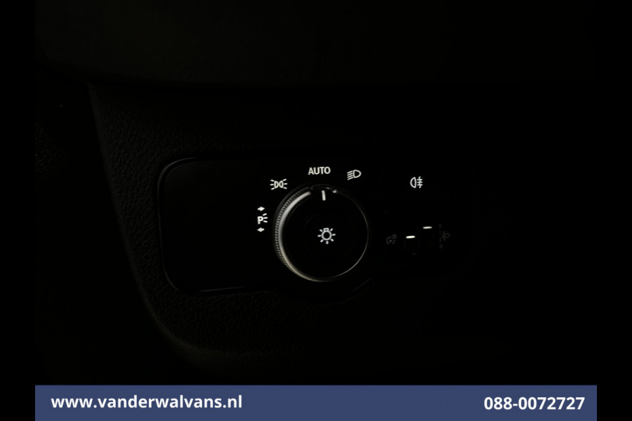 Mercedes-Benz Sprinter 315 CDI 150pk L1H1 Euro6 Airco | Camera | Navigatie | Apple Carplay | Chauffeursstoel | Tachograaf Android Auto, Trekhaak, Bijrijdersbank, Tachograaf