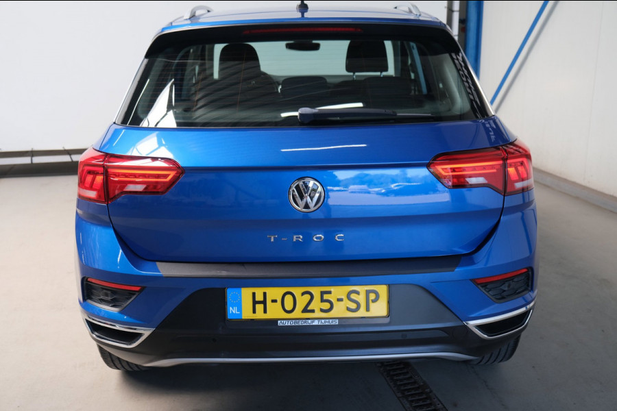 Volkswagen T-Roc 1.0 TSI Style - N.A.P. Airco, Cruise, PDC, Navi, Carplay.