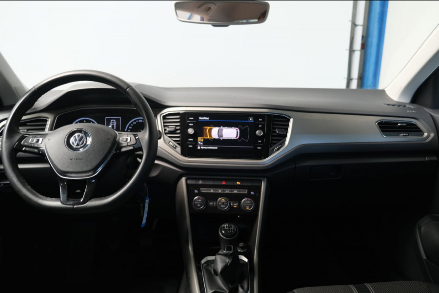 Volkswagen T-Roc 1.0 TSI Style - N.A.P. Airco, Cruise, PDC, Navi, Carplay.