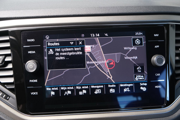 Volkswagen T-Roc 1.0 TSI Style - N.A.P. Airco, Cruise, PDC, Navi, Carplay.