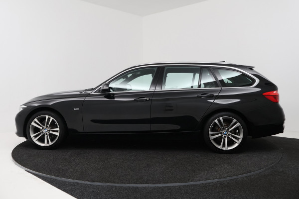 BMW 3 Serie Touring 318i High Executive (NAVIGATIE, TREKHAAK, STOELVERWARMING, DEALER ONDERHOUDEN, LEDER, LED)