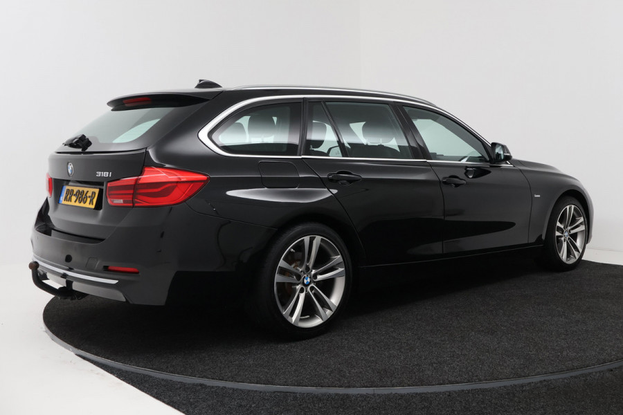 BMW 3 Serie Touring 318i High Executive (NAVIGATIE, TREKHAAK, STOELVERWARMING, DEALER ONDERHOUDEN, LEDER, LED)