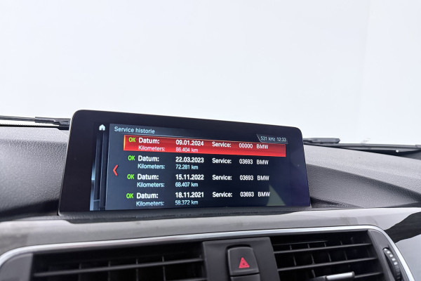 BMW 3 Serie Touring 318i High Executive (NAVIGATIE, TREKHAAK, STOELVERWARMING, DEALER ONDERHOUDEN, LEDER, LED)
