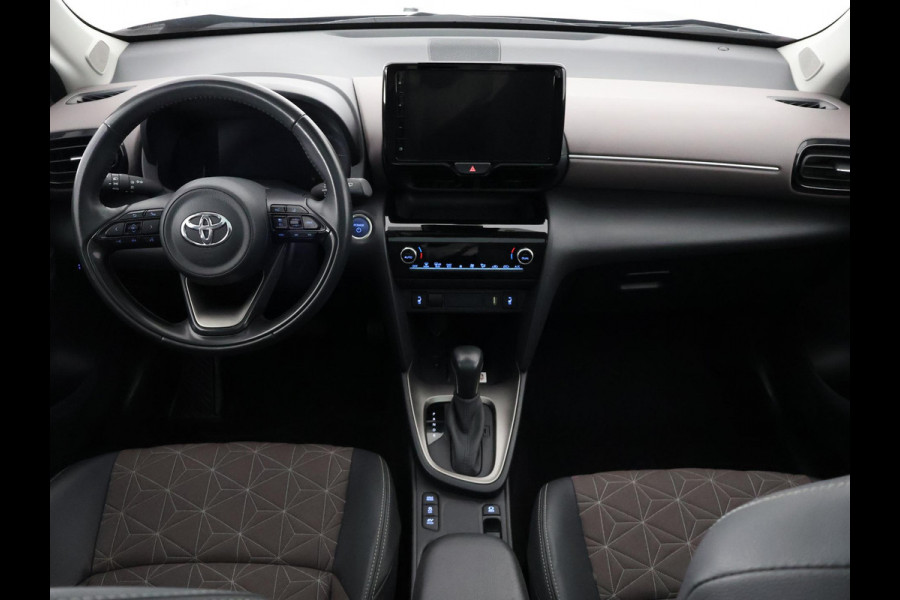 Toyota Yaris Cross 1.5 Hybrid Executive | Panoramadak | Navigatie | Stoelverwarming |