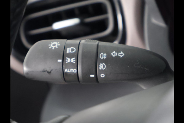 Toyota Yaris Cross 1.5 Hybrid Executive | Panoramadak | Navigatie | Stoelverwarming |