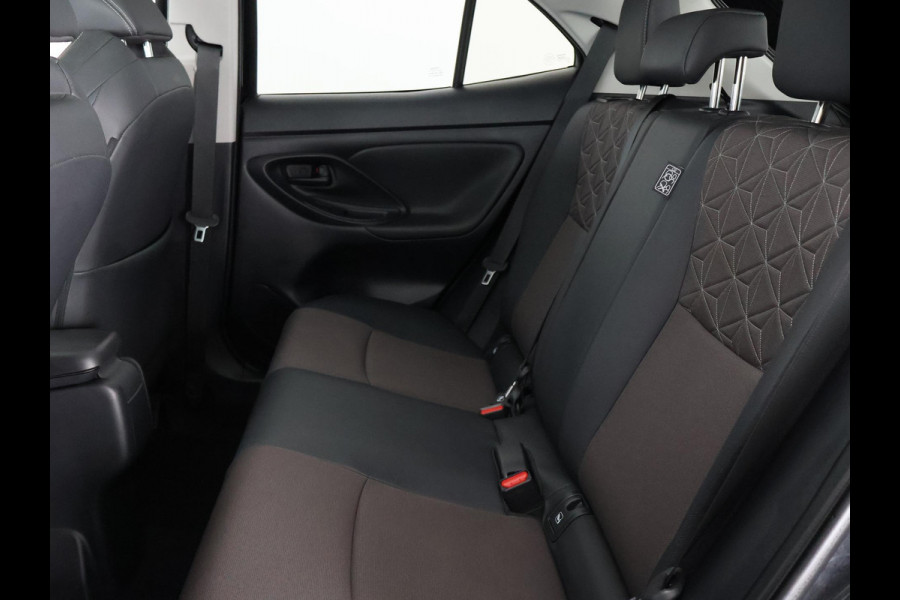 Toyota Yaris Cross 1.5 Hybrid Executive | Panoramadak | Navigatie | Stoelverwarming |
