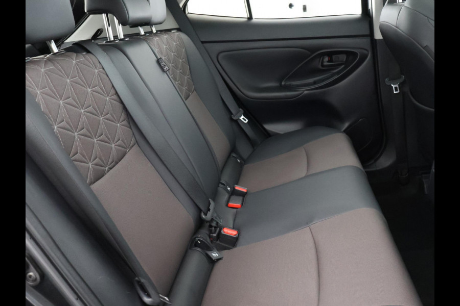 Toyota Yaris Cross 1.5 Hybrid Executive | Panoramadak | Navigatie | Stoelverwarming |