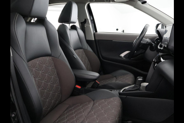 Toyota Yaris Cross 1.5 Hybrid Executive | Panoramadak | Navigatie | Stoelverwarming |