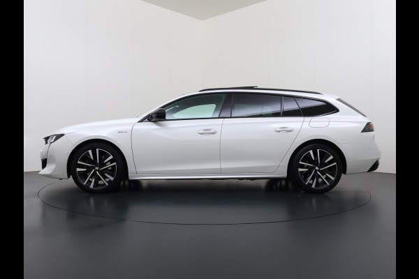 Peugeot 508 1.6 HYbrid GT PHEV| AFNEEMBARE TREKHAAK| PANO| ELEKTRISCHE ACHTERKLEP| ACHTERUITRIJCAMERA| RIJKLAAR GELEVERD INCL. 12 MND BOVAG GARANTIE| DODE HOEK SENSOR|
