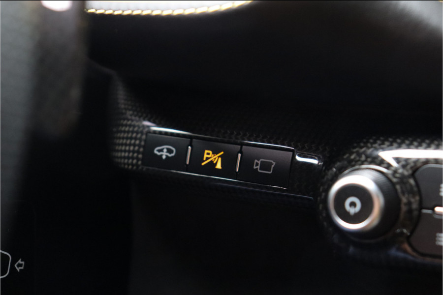 Ferrari 812 6.5 V12 Superfast HELE NL AUTO **Capristo/Carbon Pack/Carbon Kuipstoelen/Drivers Display**
