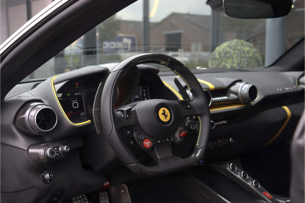 Ferrari 812 6.5 V12 Superfast HELE NL AUTO **Capristo/Carbon Pack/Carbon Kuipstoelen/Drivers Display**