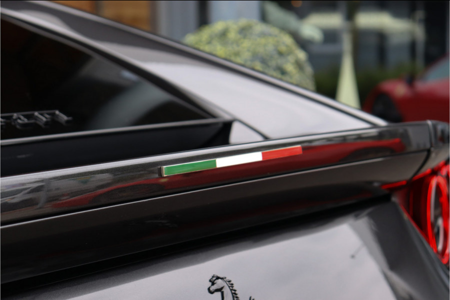 Ferrari 812 6.5 V12 Superfast HELE NL AUTO **Capristo/Carbon Pack/Carbon Kuipstoelen/Drivers Display**