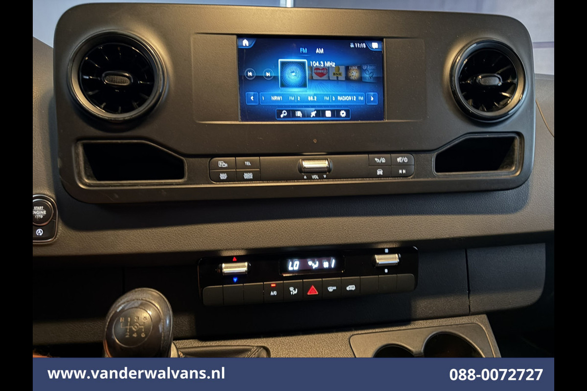 Mercedes-Benz Sprinter 314 CDI 143pk L2H2 Euro6 Airco | Navigatie | Trekhaak | Camera | Apple Carplay Android Auto, Trap, Leder, Bijrijdersbank