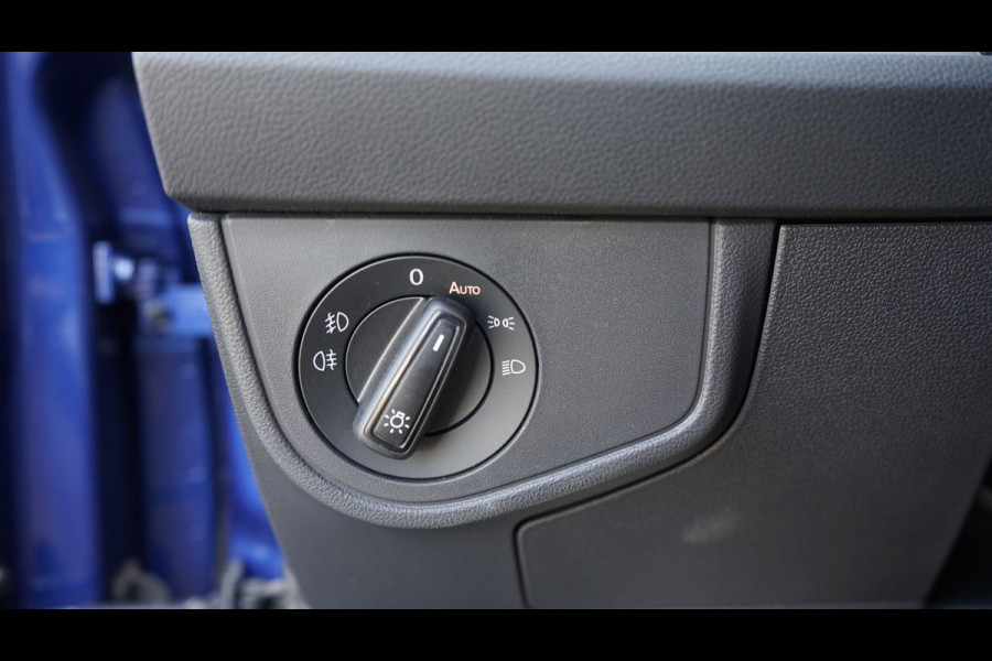Volkswagen Polo R-Line 1.0 TSI 110 Pk AUTOMAAT-ACC-CAMERA-IQ LIGHT-KEYLESS-NAVIGATIE-PANORAMA-VIRTUEEL-STOELVERWARMING