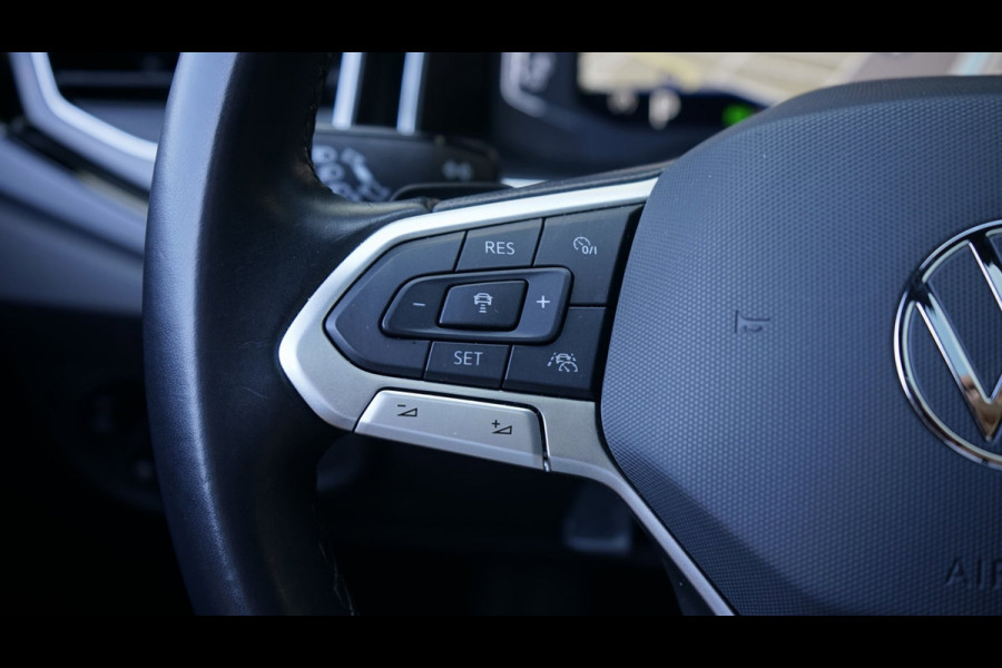 Volkswagen Polo R-Line 1.0 TSI 110 Pk AUTOMAAT-ACC-CAMERA-IQ LIGHT-KEYLESS-NAVIGATIE-PANORAMA-VIRTUEEL-STOELVERWARMING