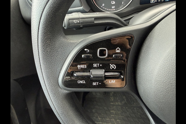 Mercedes-Benz eCitan 112 51kWh L2 284 WLTP 98% (SOH) Camera MBUX Trekhaak 75kW Snelladen Apple Carplay Cruise Control