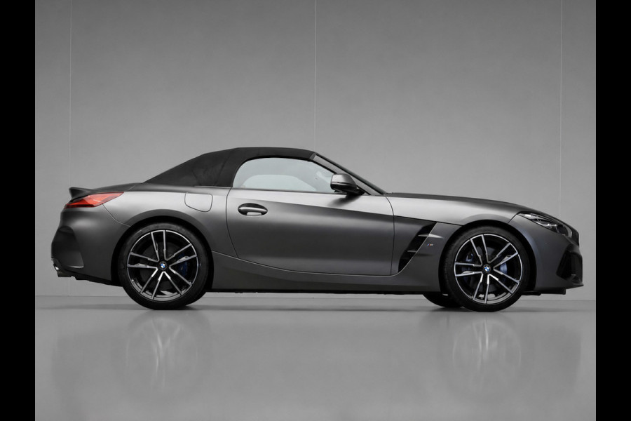 BMW Z4 Roadster SDrive30i High Executive Edition Sport (APPLE CARPLAY,NAVI,CAMERA,HARMAN KARDON,PDC,LEDER,SPORTSTOELEN,LM VELGEN)