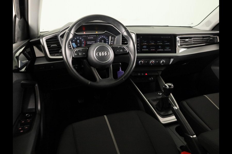 Audi A1 Sportback 25 TFSI Pro Line 95pk | Apple Carplay/Android Auto |  Cruise control | Lichtmetalen velgen 15" | Rijstrooksensor met correctie
