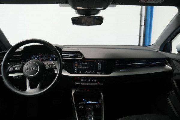 Audi A3 Limousine 30 TFSI Advanced edition - N.A.P. Airco, Cruise, Navi, PDC, Carplay, Virtual display.