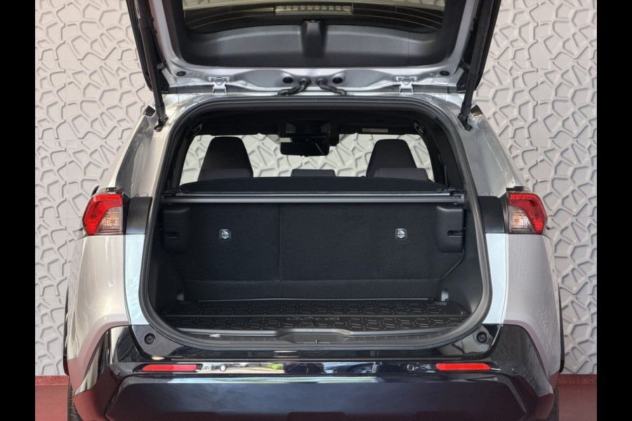 Toyota RAV4 2.5 PHEV AWD 306PK ✅gloednieuw ✅ | Trekgew. 1500KG | Head-up display | Camera | Full LED | Elektrische achterklep | Stuur/Stoelv PHEV PLUG IN