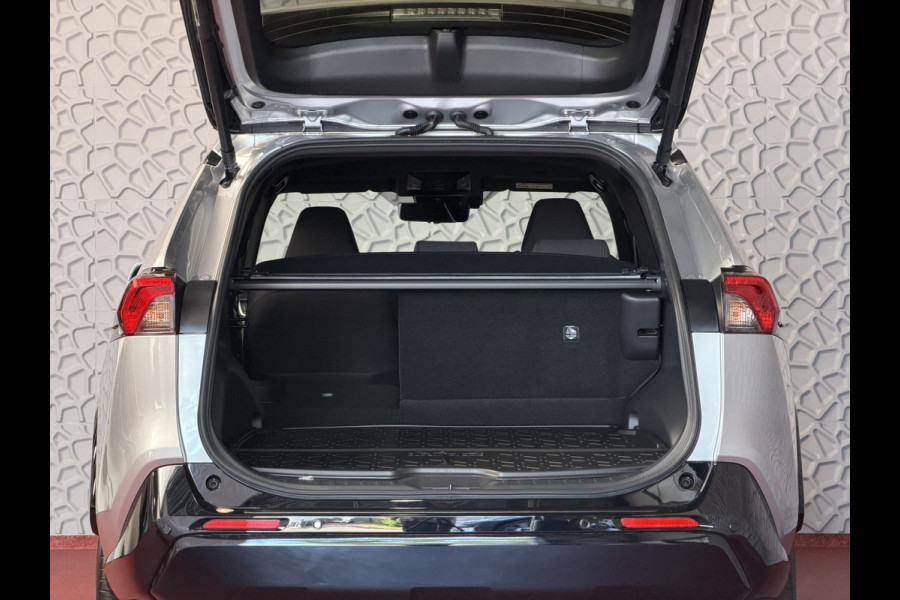 Toyota RAV4 2.5 PHEV AWD 306PK ✅gloednieuw ✅ | Trekgew. 1500KG | Head-up display | Camera | Full LED | Elektrische achterklep | Stuur/Stoelv PHEV PLUG IN