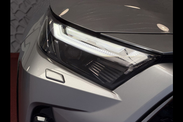 Toyota RAV4 2.5 PHEV AWD 306PK ✅gloednieuw ✅ | Trekgew. 1500KG | Head-up display | Camera | Full LED | Elektrische achterklep | Stuur/Stoelv PHEV PLUG IN