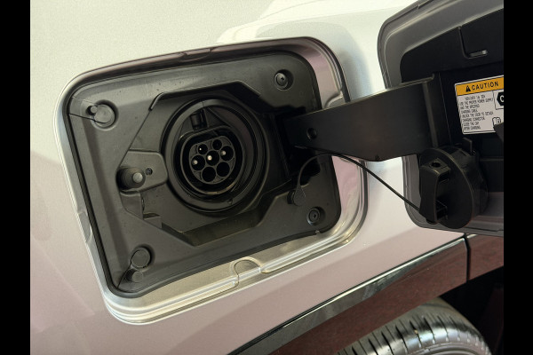 Toyota RAV4 2.5 PHEV AWD 306PK ✅gloednieuw ✅ | Trekgew. 1500KG | Head-up display | Camera | Full LED | Elektrische achterklep | Stuur/Stoelv PHEV PLUG IN