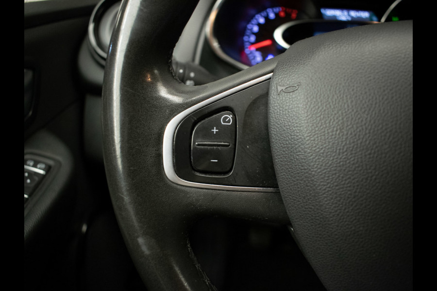 Renault Clio Estate 0.9 TCe Limited Sport (NAVI,CLIMATE,CRUISE,AIRCO,ELEKTRISCH PAKKET,BLUETOOTH,LED,SPORTSTOELEN,NETTE STAAT)