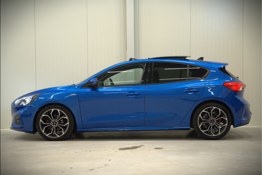 Ford Focus 1.0 EcoBoost ST Line Business | Panoramadak | Bang & Olufsen | Head-Up Display | Stoelverwarming | Keyless | Elektrische Stoel | Cruise Control | LED | Parkeersensoren