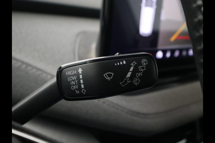 Škoda ENYAQ iV 80 204 PK SOH 89,42% + WEGKL. TREKHAAK | SFEERVERL | STANDKACHEL | CAMERA | STUURWIELVER. | CARPLAY