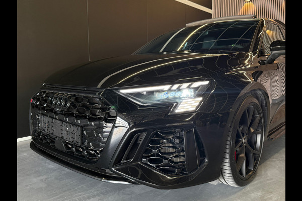 Audi 2.5 TFSI RS3 quattro 2.5 TFSI RS3 quattro HULK|KERAMISCH|PPF|PANO|Hud|B&O