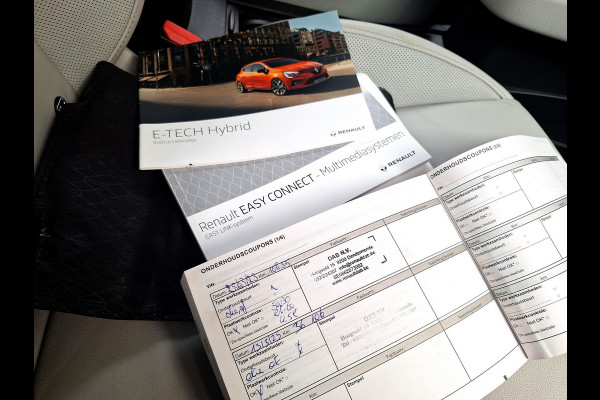 Renault Clio 1.6 E-Tech Hybrid 140 Initiale Paris | HEV | Leder | Blindspot | 360 Cam | stuur/stoel verwarming |