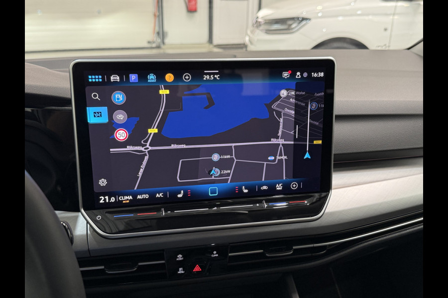 Volkswagen Golf Variant 1.5 eTSI 150pk DSG Style | Pano dak