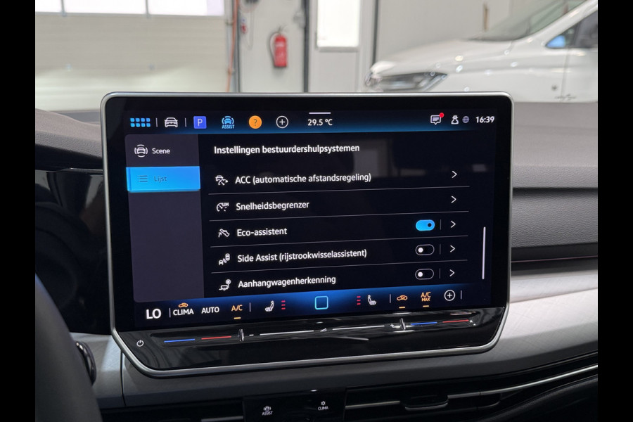 Volkswagen Golf Variant 1.5 eTSI 150pk DSG Style | Pano dak