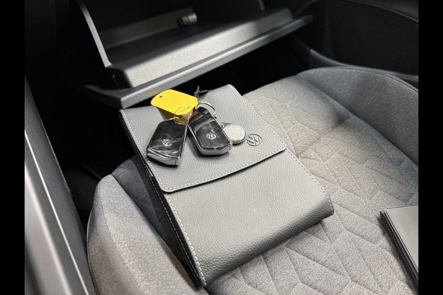 Volkswagen Golf Variant 1.5 eTSI 150pk DSG Style | Pano dak