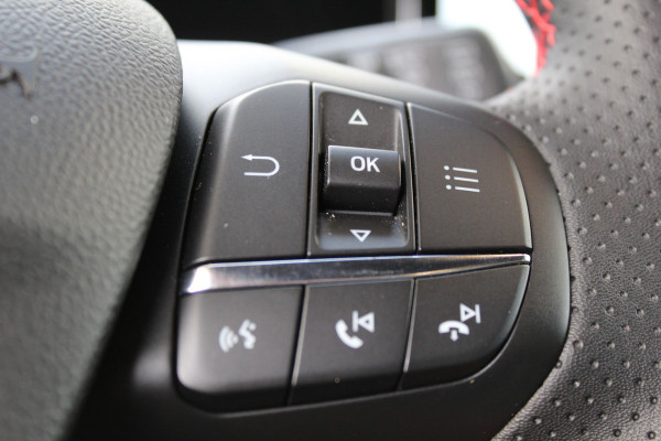Ford FOCUS Wagon 1.0 EcoBoost Hybrid ST Line X | BLIS | Head-Up | Trekhaak | Adaptieve cruise