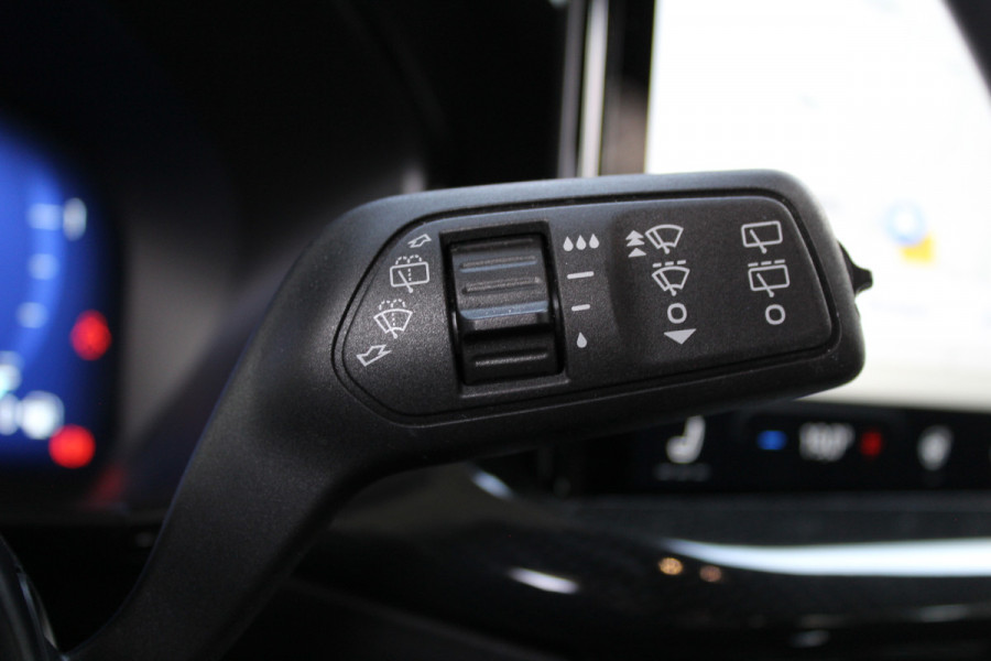 Ford FOCUS Wagon 1.0 EcoBoost Hybrid ST Line X | BLIS | Head-Up | Trekhaak | Adaptieve cruise