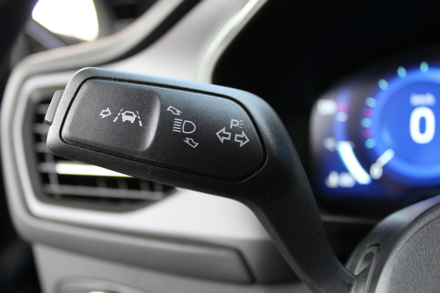 Ford FOCUS Wagon 1.0 EcoBoost Hybrid ST Line X | BLIS | Head-Up | Trekhaak | Adaptieve cruise