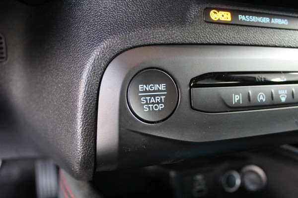Ford FOCUS Wagon 1.0 EcoBoost Hybrid ST Line X | BLIS | Head-Up | Trekhaak | Adaptieve cruise