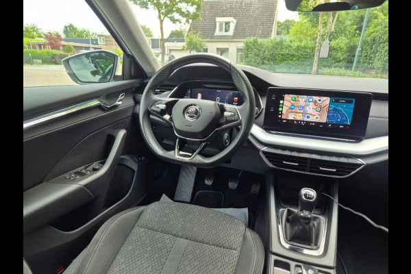 Škoda Octavia Combi Edition Plus Trekhaak CarPlay HUD Virtual dash facelift 2e-eig 100% NAP TSI Business Edition Plus