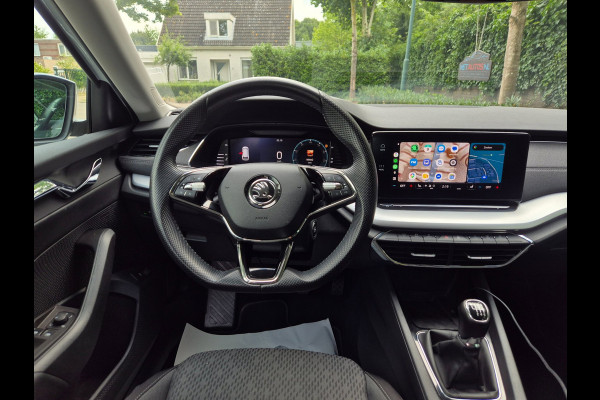 Škoda Octavia Combi Edition Plus Trekhaak CarPlay HUD Virtual dash facelift 2e-eig 100% NAP TSI Business Edition Plus