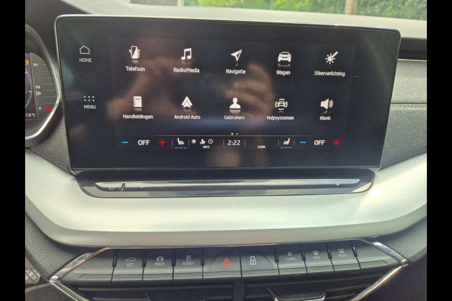 Škoda Octavia Combi Edition Plus Trekhaak CarPlay HUD Virtual dash facelift 2e-eig 100% NAP TSI Business Edition Plus
