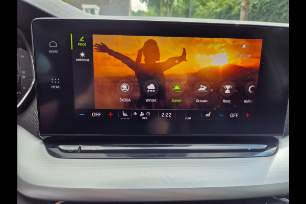 Škoda Octavia Combi Edition Plus Trekhaak CarPlay HUD Virtual dash facelift 2e-eig 100% NAP TSI Business Edition Plus