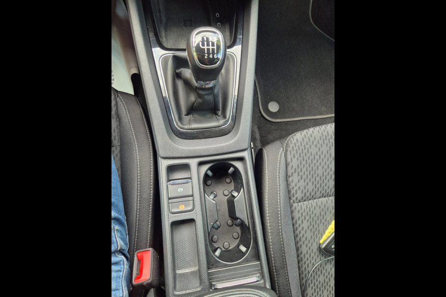 Škoda Octavia Combi Edition Plus Trekhaak CarPlay HUD Virtual dash facelift 2e-eig 100% NAP TSI Business Edition Plus